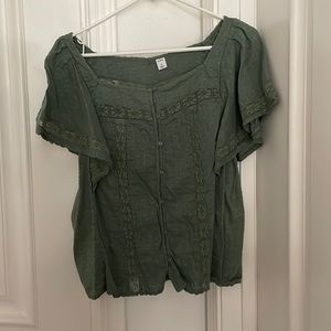 Old navy blouse